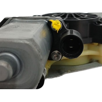 Recambio de elevalunas delantero derecho para renault kangoo 1.5 dci diesel fap referencia OEM IAM 807207012R  
