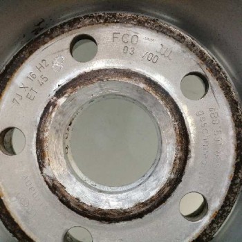 Recambio de llanta para audi a6 berlina (4b2) 2.5 tdi quattro referencia OEM IAM 4B0601025P 7JX16H2 ET45 