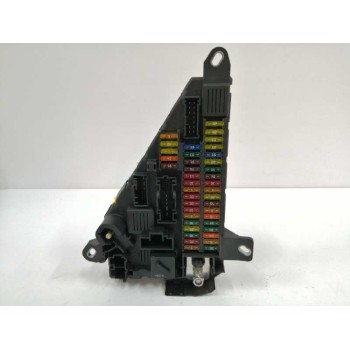 CAJA RELES / FUSIBLES 6906619 