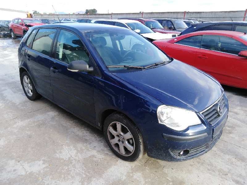 VOLKSWAGEN POLO (9N3)