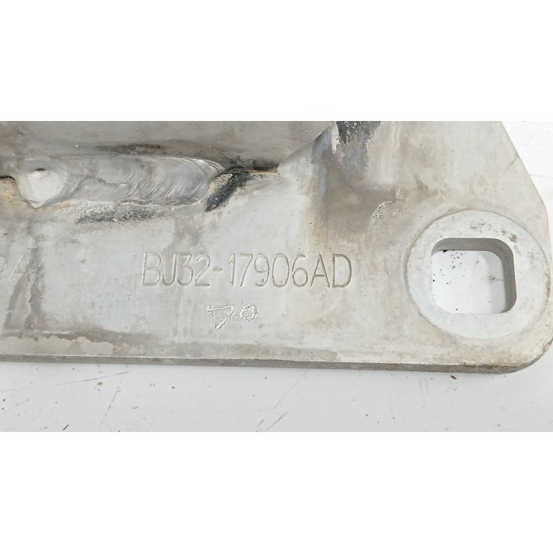 REFUERZO PARAGOLPES TRASERO BJ3217906AD LR044061