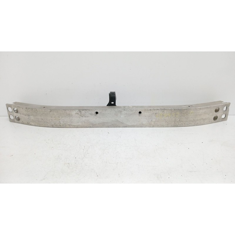 Recambio de refuerzo paragolpes delantero para toyota corolla verso (r1) 2.2 turbodiesel cat referencia OEM IAM 521310F011  