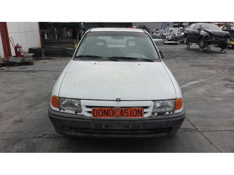 OPEL ASTRA F BERLINA