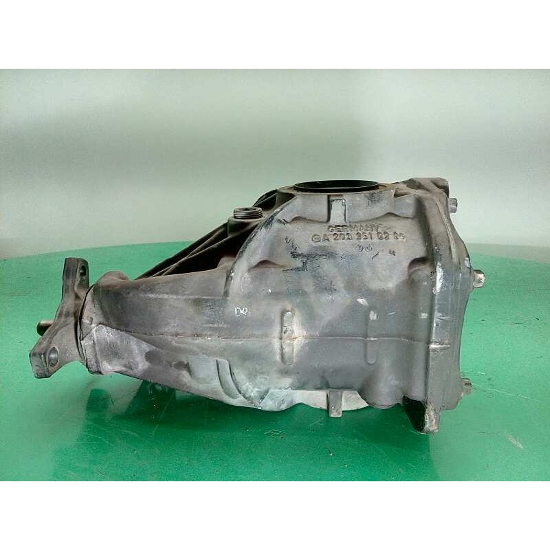 Recambio de diferencial trasero para mercedes-benz clase c (w203) berlina 1.8 cat referencia OEM IAM A2033510205 RELACION 2.47 
