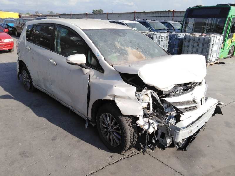 TOYOTA VERSO
