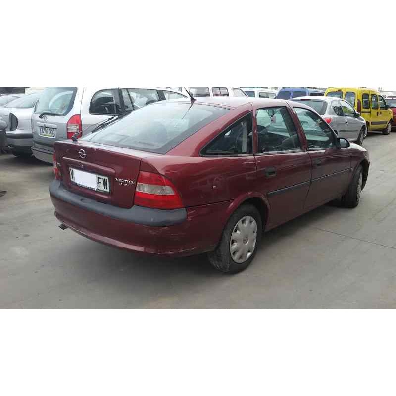 OPEL VECTRA B BERLINA