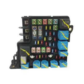 CAJA RELES / FUSIBLES 