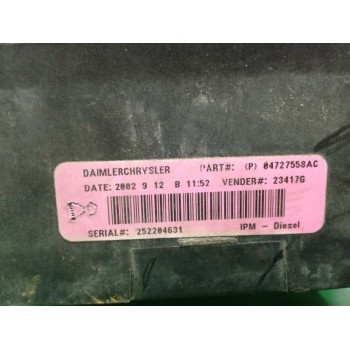 Recambio de caja reles / fusibles para chrysler voyager (rg) 2.5 crd se referencia OEM IAM 04727558AC  