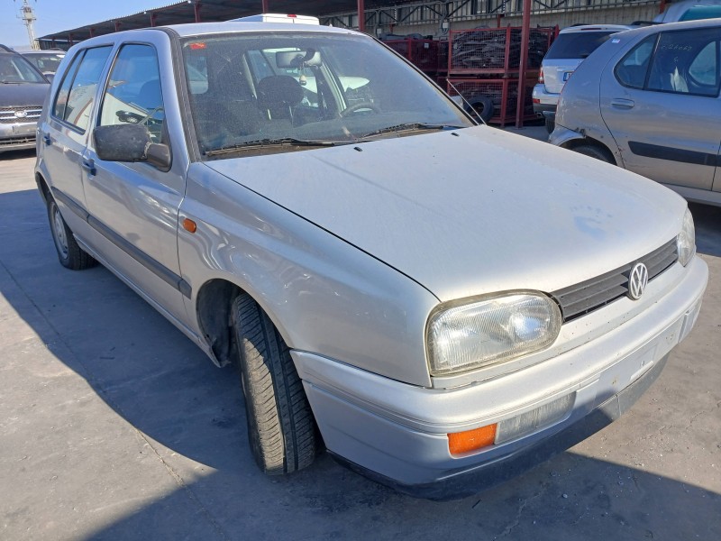 VOLKSWAGEN GOLF III BERLINA (1H1)