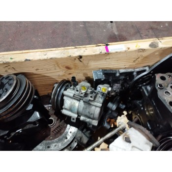 Recambio de despiece motor para hyundai h 1 h 1 furg.caja cerr.c. puerta referencia OEM IAM D4BH BOMBA MECANICA N9 