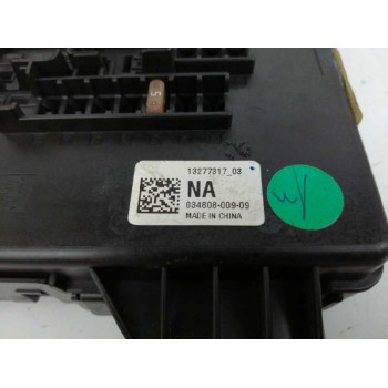 Recambio de caja reles / fusibles para opel insignia berlina 2.0 16v cdti referencia OEM IAM 1327731703  