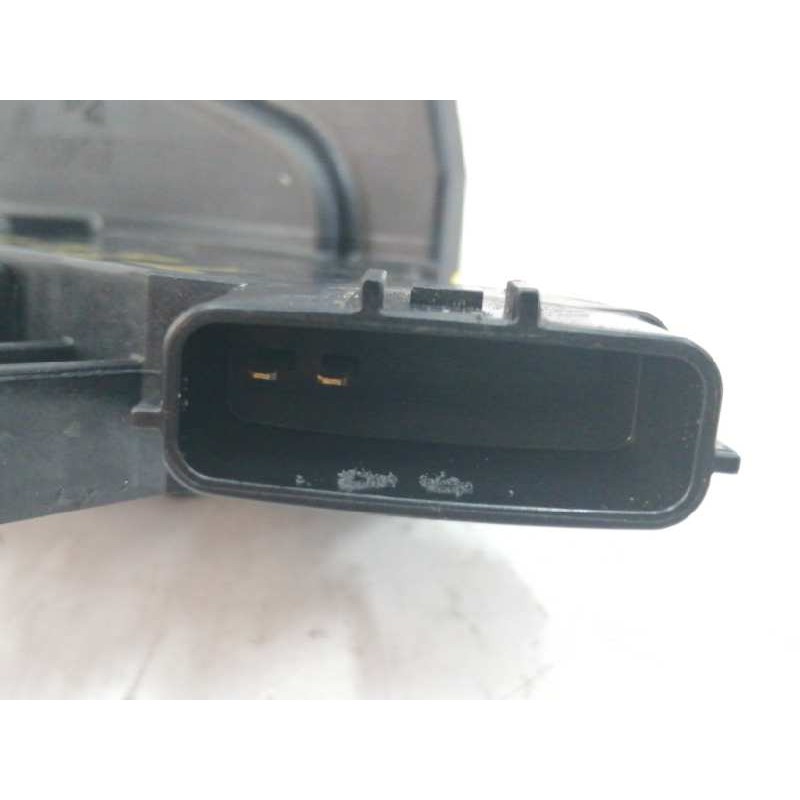 CERRADURA PUERTA TRASERA IZQUIERDA