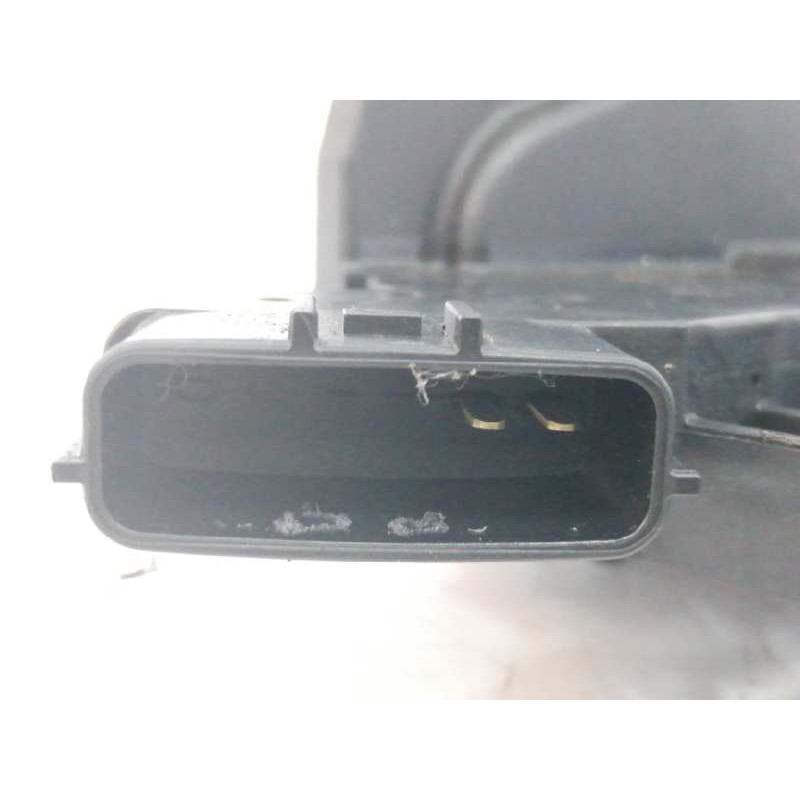 CERRADURA PUERTA TRASERA DERECHA