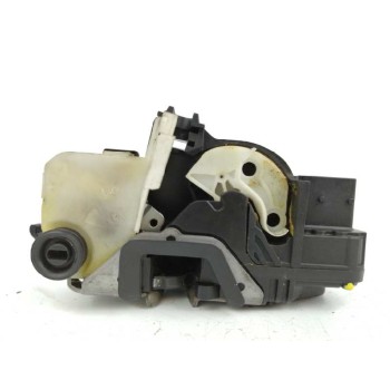 Recambio de cerradura puerta trasera derecha para opel insignia berlina 2.0 16v cdti referencia OEM IAM 13503178  