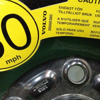 Recambio de neumatico repuesto para volvo s40 berlina 2.4 cat referencia OEM IAM 30666380 4,00BX16 ET25 2160823