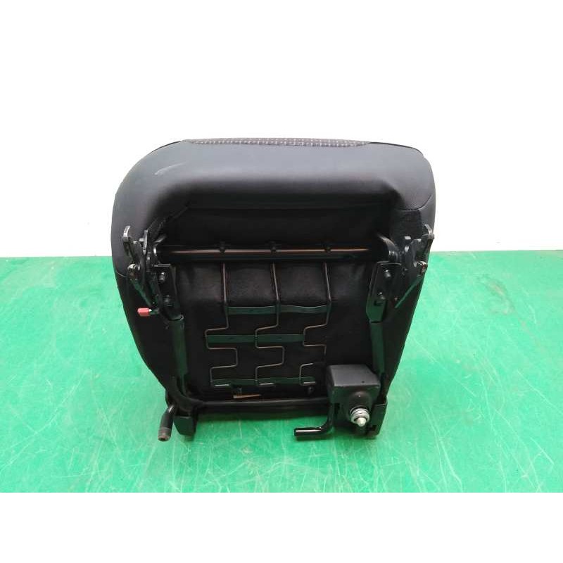 ASIENTOS TRASERO DERECHO