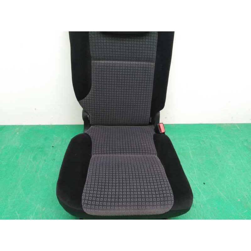 ASIENTOS TRASERO DERECHO