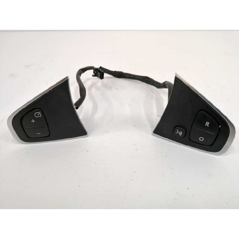 Recambio de mando volante para renault captur i (j5_, h5_) 0.9 tce 90 referencia OEM IAM 631561000A  