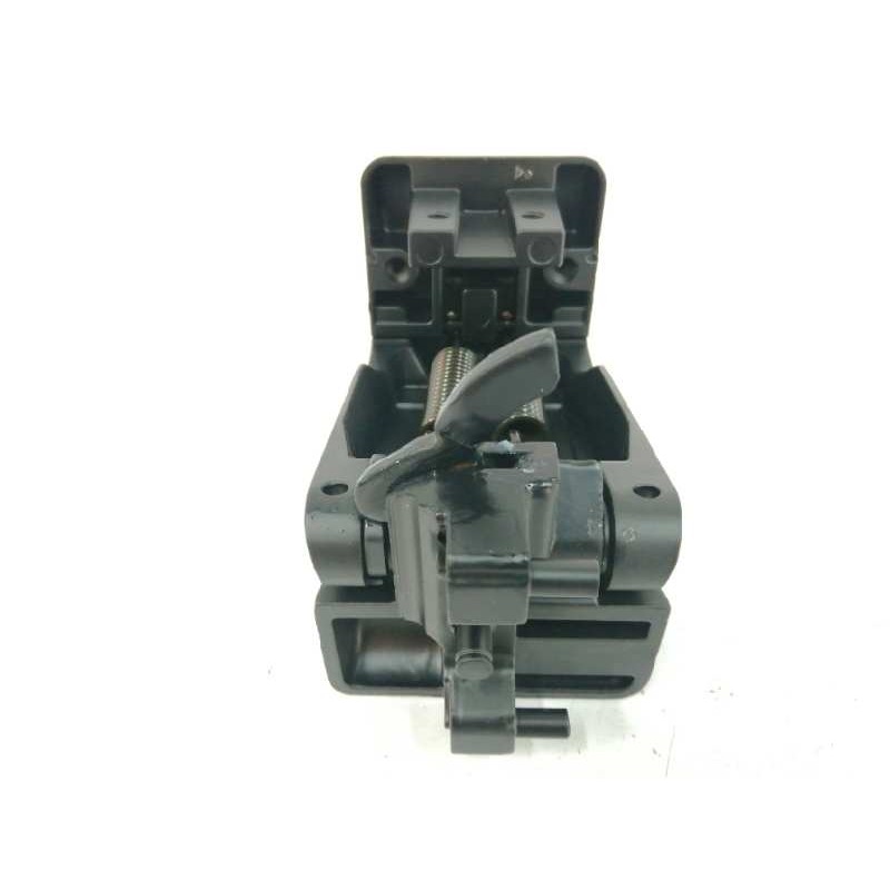 Recambio de soporte / guia puerta corredera para mercedes-benz mb 100 d caja cerrada / combi 2.4 diesel referencia OEM IAM A6017