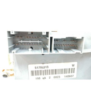 Recambio de caja reles / fusibles para fiat bravo (198) 1.9 8v jtd cat referencia OEM IAM 51786513  