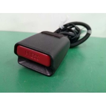 Recambio de enganche cinturon izquierdo para toyota auris hybrid active referencia OEM IAM 660765 DELANTERO 