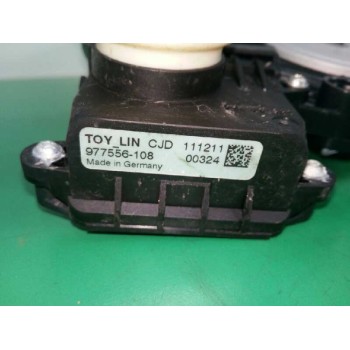 Recambio de elevalunas delantero derecho para toyota auris hybrid active referencia OEM IAM TIJERA 8570102010 