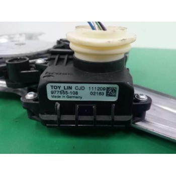 Recambio de elevalunas trasero derecho para toyota auris hybrid active referencia OEM IAM TIJERA 977555108TIJERA 