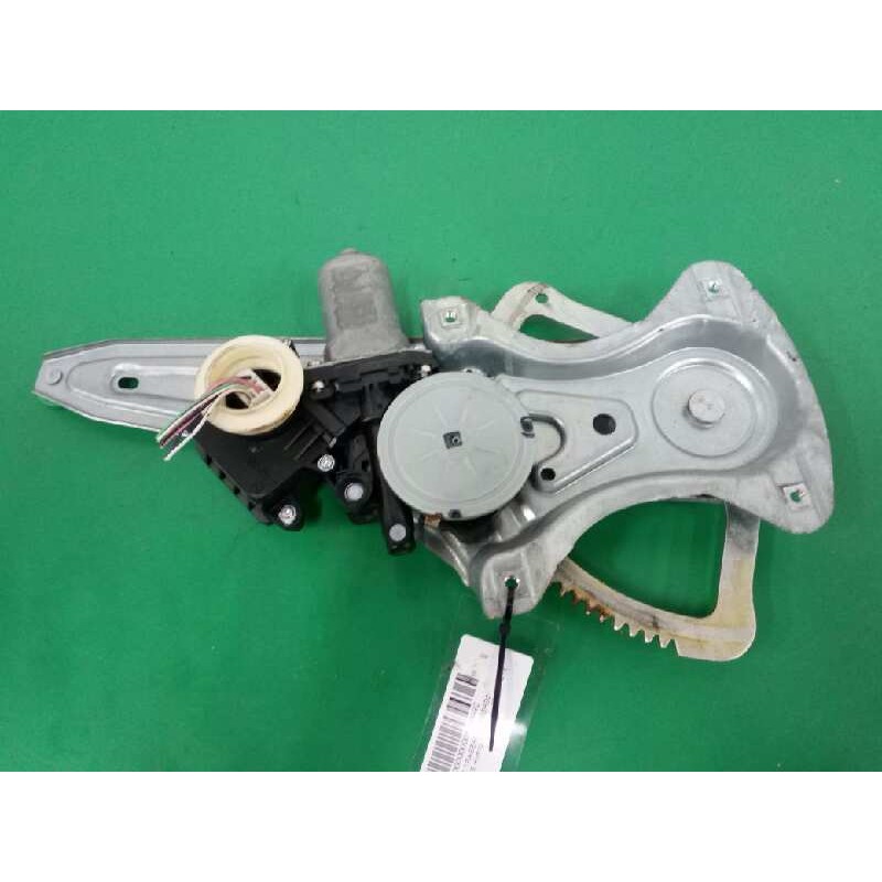Recambio de elevalunas trasero izquierdo para toyota auris hybrid active referencia OEM IAM TIJERA 977556108 
