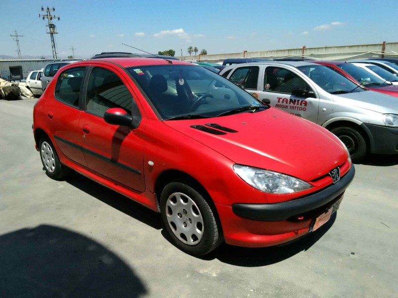 PEUGEOT 206 BERLINA