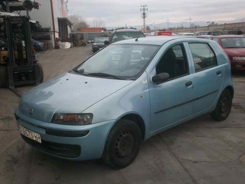 FIAT PUNTO BERLINA (188)