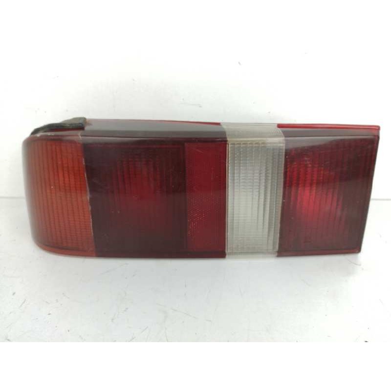 Recambio de piloto trasero izquierdo para ford sierra berlina referencia OEM IAM 83BG13A603A3A GOLPEADO OBSERVAR FOTOS 