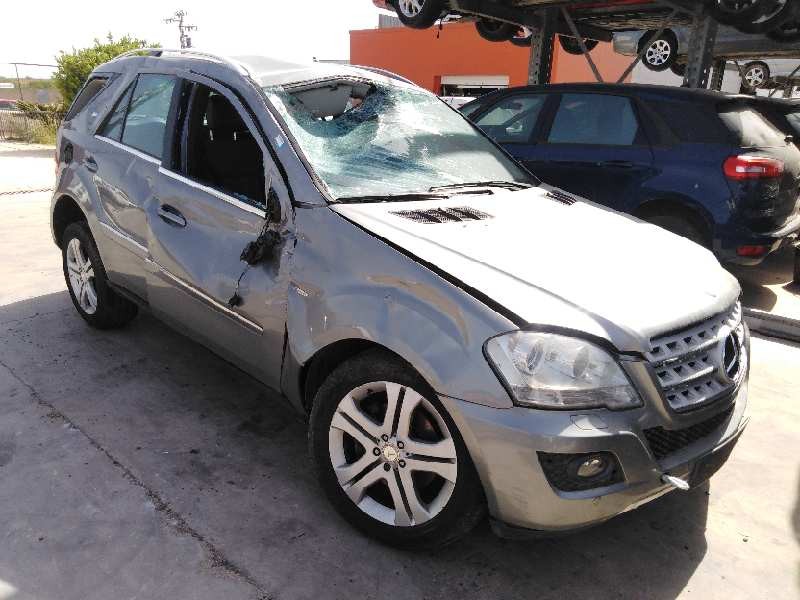 MERCEDES-BENZ CLASE M (W164)