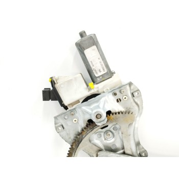 Recambio de elevalunas delantero izquierdo para toyota corolla (e12) 2.0 d-cat referencia OEM IAM TIJERA 6982002130 BUSCANDO