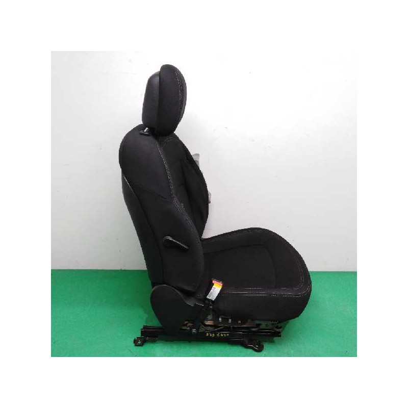 ASIENTO DELANTERO IZQUIERDO OBSERVAR FOTOS PROTECTOR SALTADO