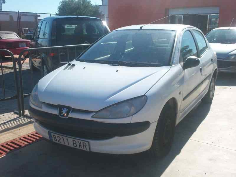 PEUGEOT 206 BERLINA