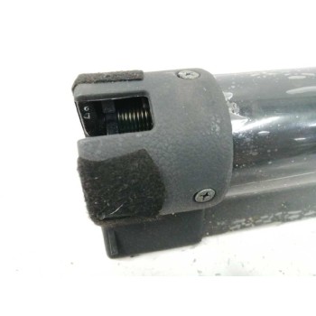 Recambio de bandeja trasera para hyundai i40 1.7 crdi cat referencia OEM IAM 857202B110 RED 