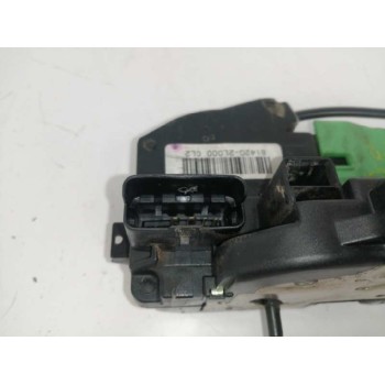 Recambio de cerradura puerta trasera derecha para hyundai i30 1.6 crdi cat referencia OEM IAM 814202L000  