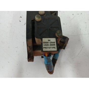 Recambio de potenciometro pedal para hyundai h 1 2.5 turbodiesel referencia OEM IAM 10290005  