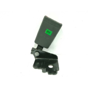 Recambio de enganche cinturon derecho para hyundai i40 1.7 crdi cat referencia OEM IAM  TRASERO 