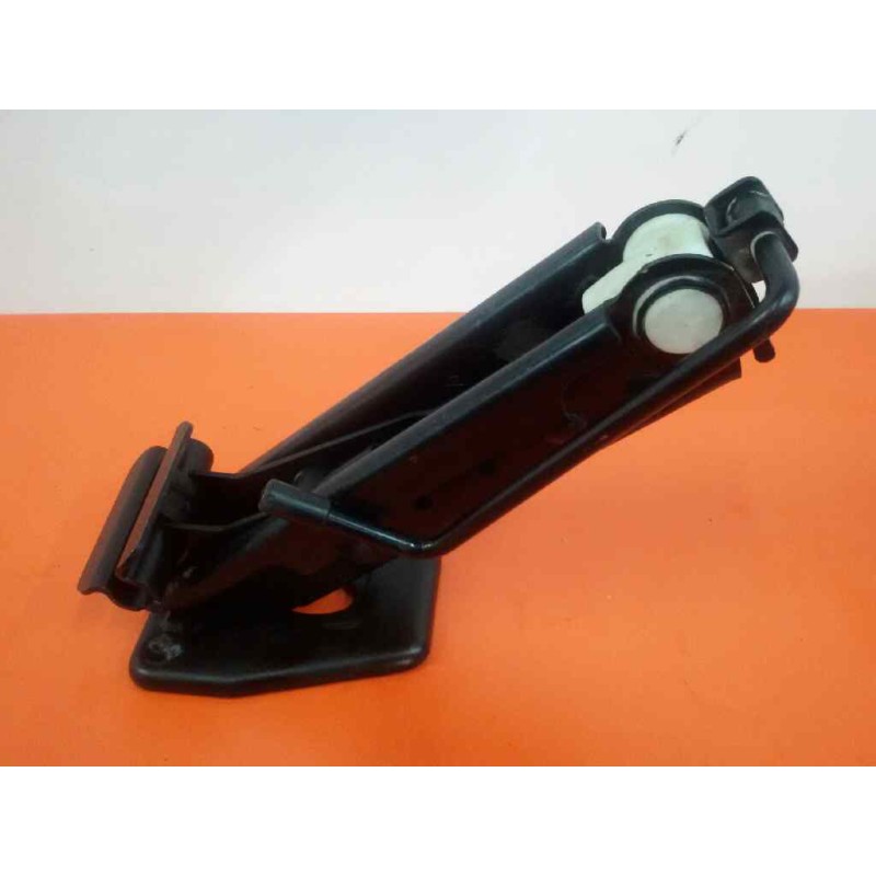 Recambio de gato para ford fiesta berlina (dx) ambiente referencia OEM IAM 96FB17080BB  