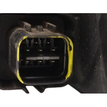 Recambio de faro derecho para ssangyong kyron 2.0 xdi 4x4 referencia OEM IAM 8310409102 PARA PULIR 