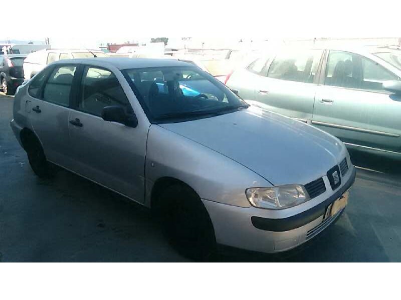 SEAT CORDOBA BERLINA (6K2)