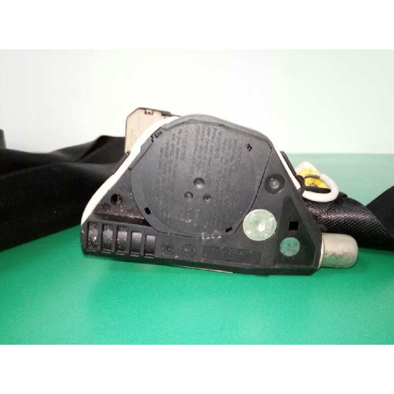 CINTURON SEGURIDAD DELANTERO DERECHO