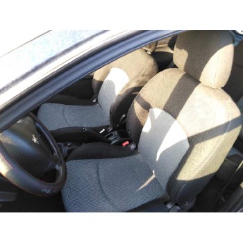 peugeot 206 berlina del año 2003