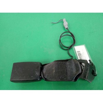 Recambio de enganche cinturon izquierdo para opel corsa e selective referencia OEM IAM 13427737 TRASERO 