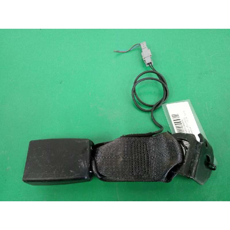 Recambio de enganche cinturon izquierdo para opel corsa e selective referencia OEM IAM 13427737 TRASERO 