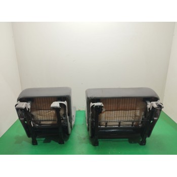 Recambio de asientos traseros para kia carens iii monospace (un) 2.0 crdi 140 referencia OEM IAM   