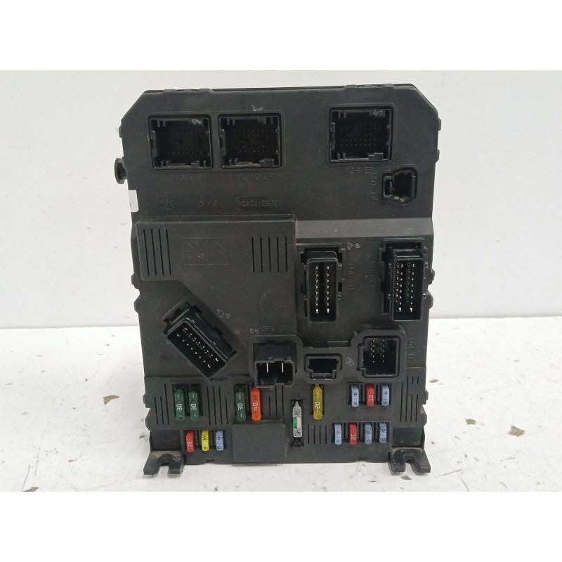 Recambio de caja reles / fusibles para citroën xsara picasso (n68) 1.6 hdi referencia OEM IAM 9657999780  