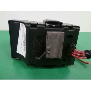 Recambio de caja reles / fusibles para opel corsa e selective referencia OEM IAM 2B0Z4010F  