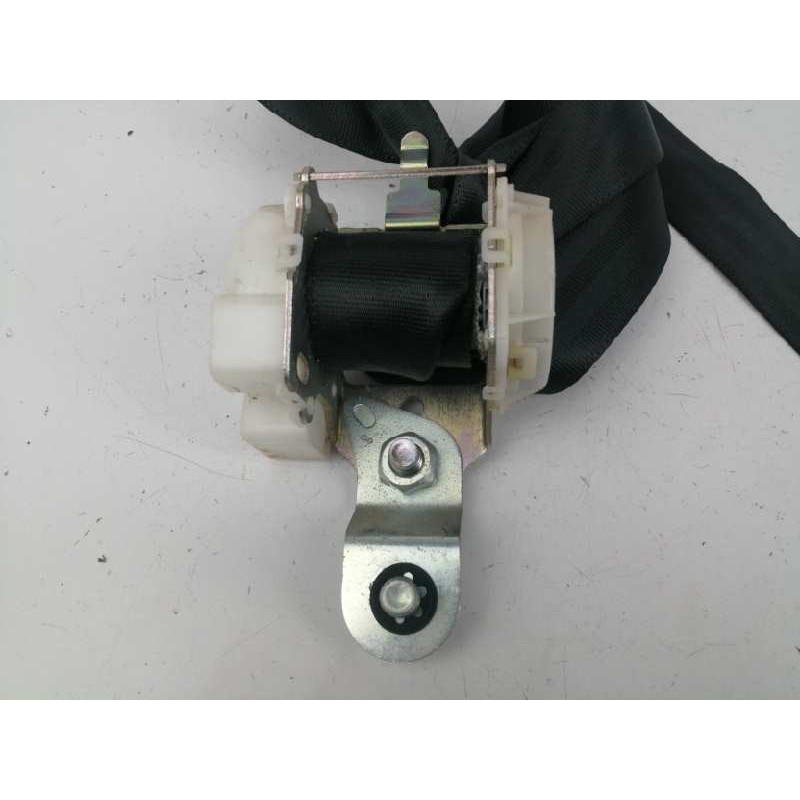 CINTURON SEGURIDAD TRASERO IZQUIERDO